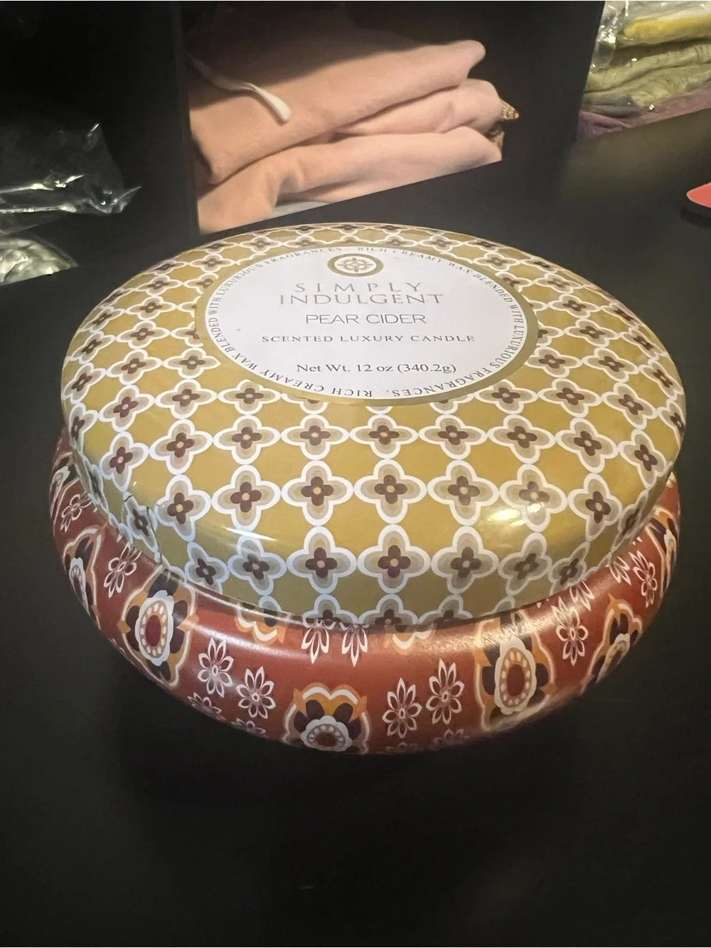 Pear Cider Scented Luxury Candle — Gold Pattern